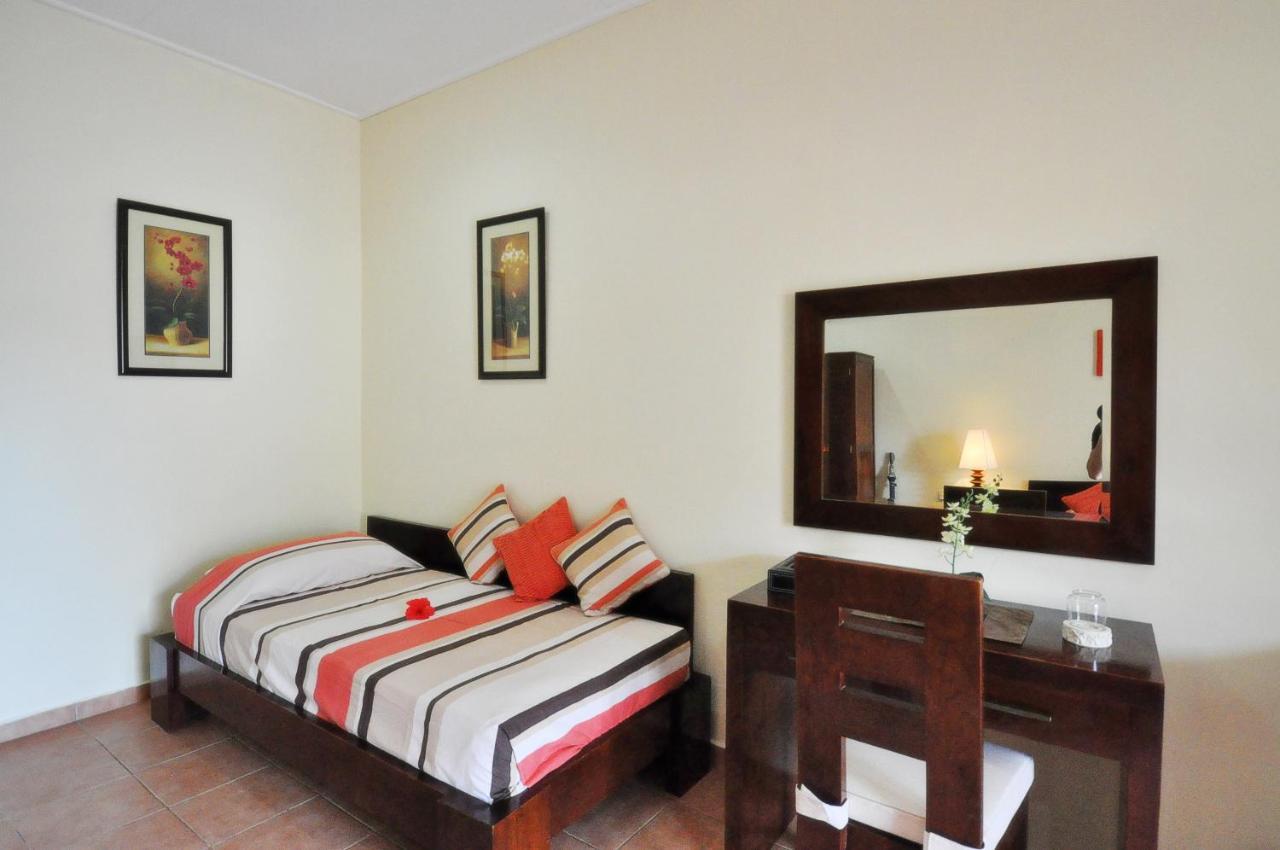 גרנד אנס Britannia Hotel מראה חיצוני תמונה
