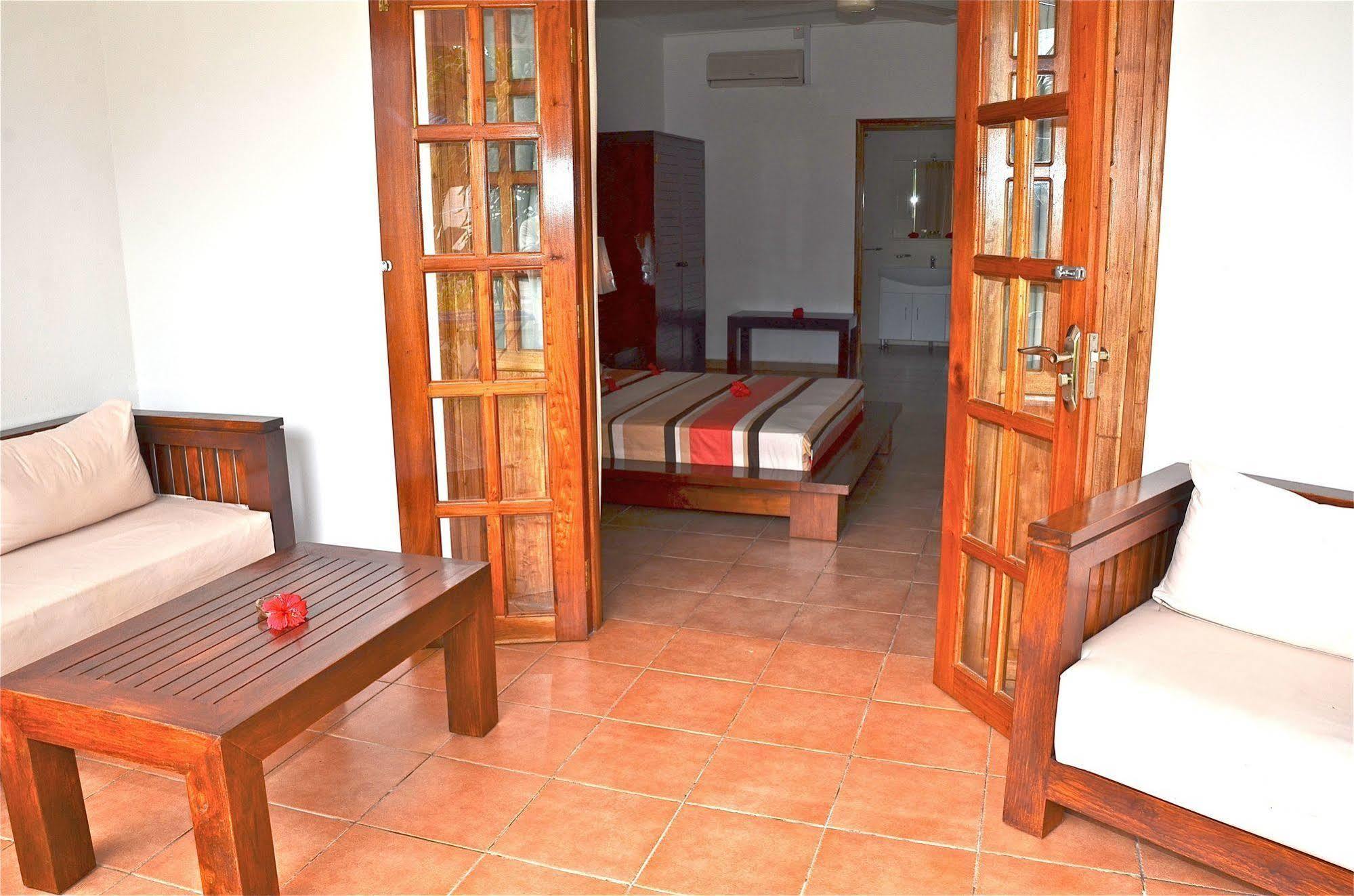 גרנד אנס Britannia Hotel מראה חיצוני תמונה